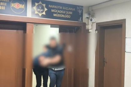 firari-hukumlu-uyusturucu-ve-silahla-yakalandi