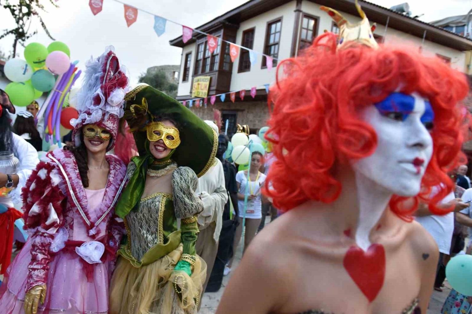 kaleici-old-town-festivali-10-yasinda