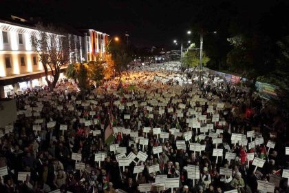 konyada-filistine-destek-icin-sessiz-yuruyus