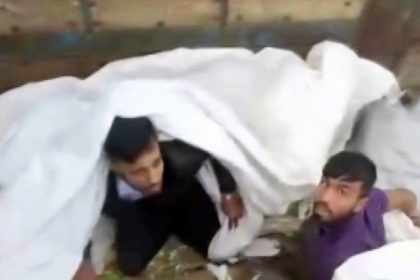 lahana-yuklu-tirdan-kacak-gocmenler-cikti