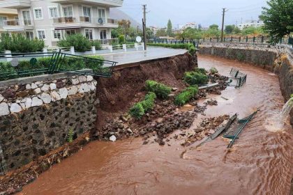 marmariste-saganak-yagis-hayati-olumsuz-etkiledi