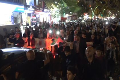 musta-binlerce-kisiden-gazzeye-destek-gosterisi