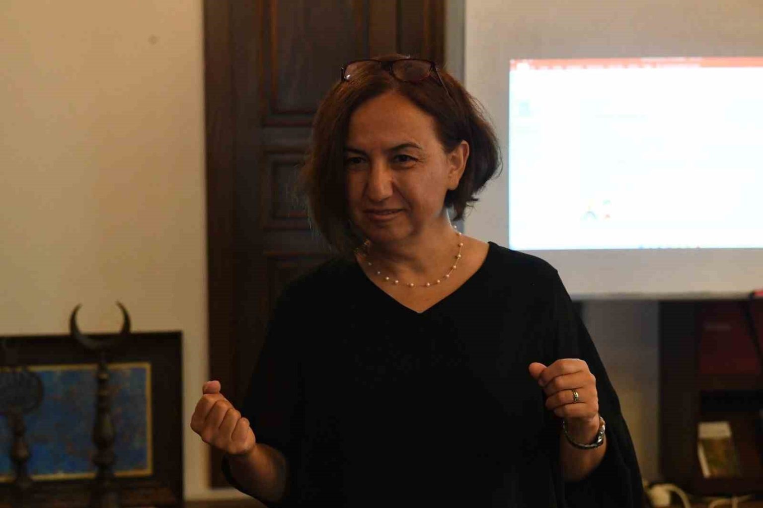 osmangazide-veliler-kitap-yolculuguna-cikti