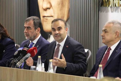 sanayi-ve-teknoloji-bakani-kacir-daha-fazla-uretmek-zorundayiz