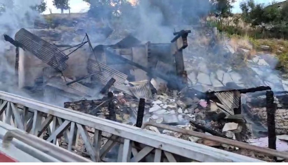 yangin-cikan-ev-coktu-iki-kardes-hayatini-kaybetti