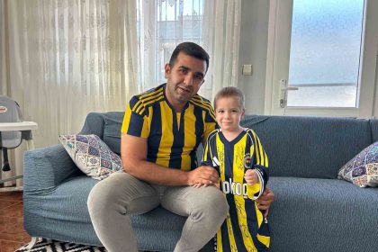 14-ay-suren-mucadeleyle-kanseri-yenen-tamer-talhaya-imzali-fenerbahce-formasi-hediye-edildi