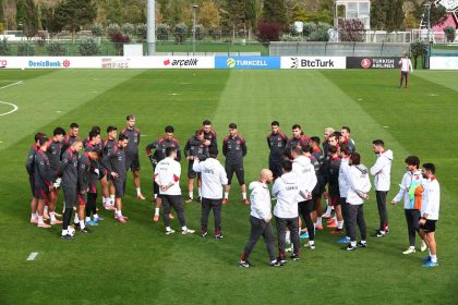 a-milli-takim-bulgaristan-maci-hazirliklarini-surdurdu