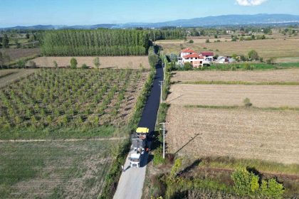 akyazinin-iki-onemli-guzergahi-yeni-bir-yuze-kavustu