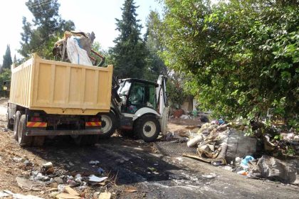 antalyada-atik-malzemelerin-istiflendigi-8-noktadan-30-kamyon-cop-cikti