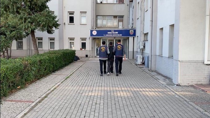 aranan-uyusturucu-taciri-jasat-tarafindan-yakalandi