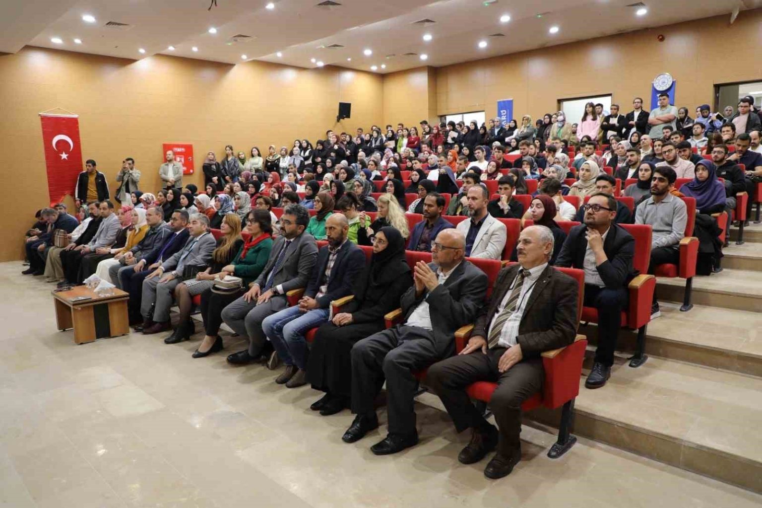 barude-filistin-meselesinin-tarihi-ve-guncel-boyutlari-ele-alindi