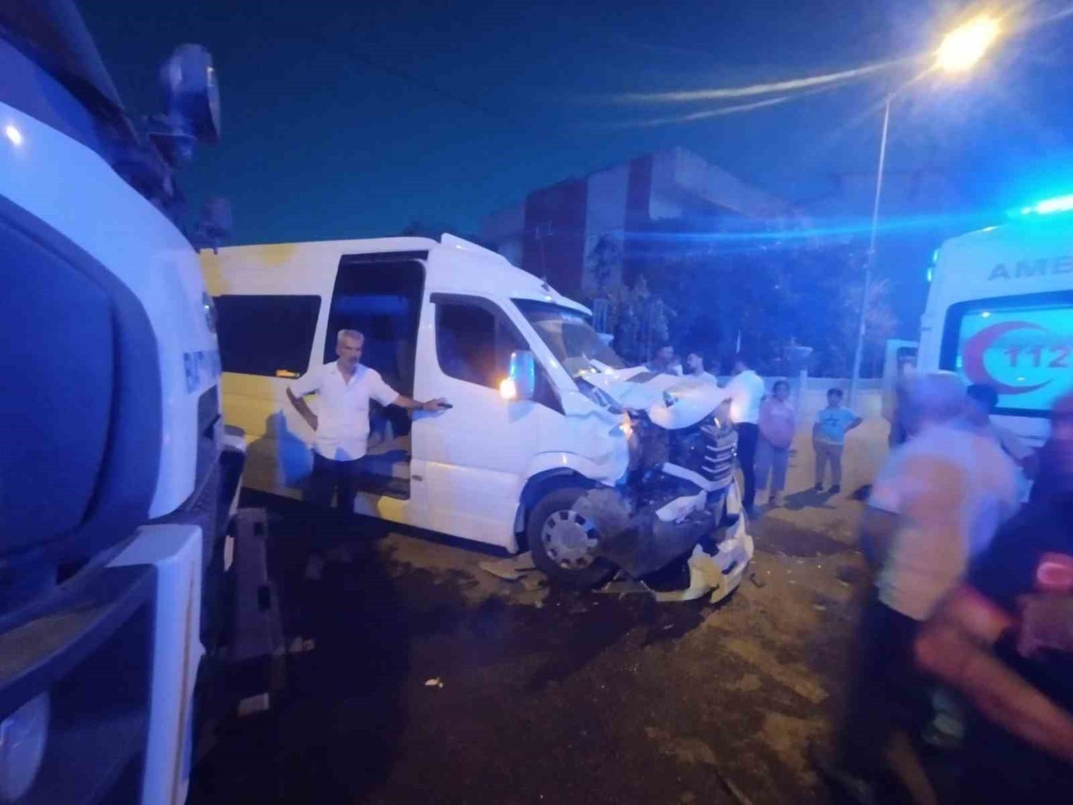 batmanda-trafik-kazasinda-2-kisi-yaralandi