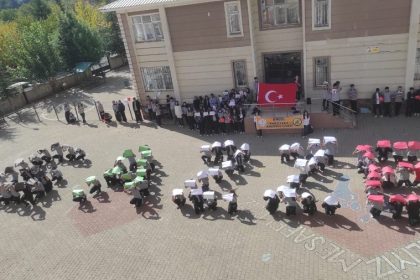 bingolde-ogrencilerinden-gazze-icin-anlamli-etkinlik