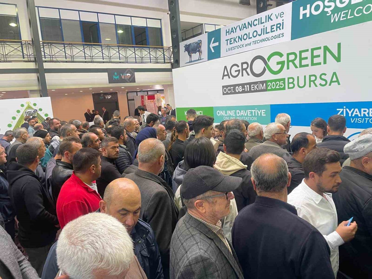 bursa-tarim-fuari-ciftcilerin-yogun-ilgisiyle-acildi