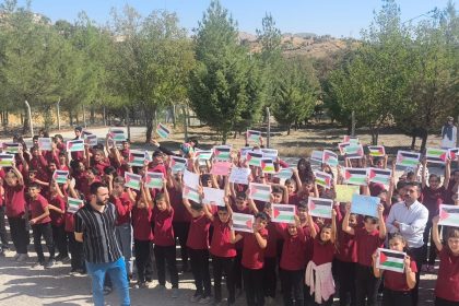 diclede-ogrencilerden-gazzeye-destek-calismasi