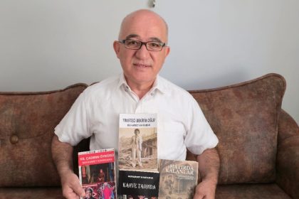 emekli-ogretmen-yazdigi-kitaplariyla-kent-kulturune-hizmet-ediyor