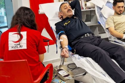 emniyet-personelinden-kan-bagisi