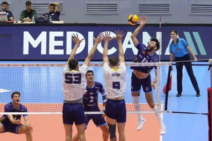 erkekler-voleybol-1-ligi-arkas-spor-0-fenerbahce-3