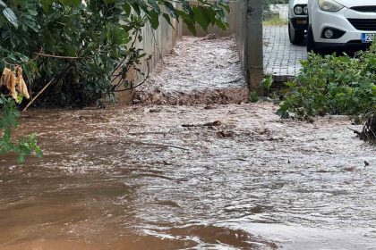 fethiyeye-5-gunde-metrekareye-223-kilogram-yagis-dustu