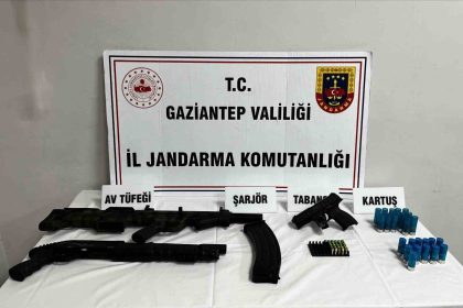 gaziantepte-silah-kacakciligi-operasyonu-28-adet-tabanca-ve-tufek-ele-gecirildi