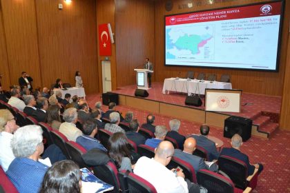 gediz-havza-su-kurulu-toplantisinda-su-yonetimi-ve-kuraklik-masaya-yatirildi