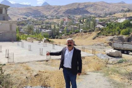 hakkaride-temeli-atilan-cami-destek-bekliyor