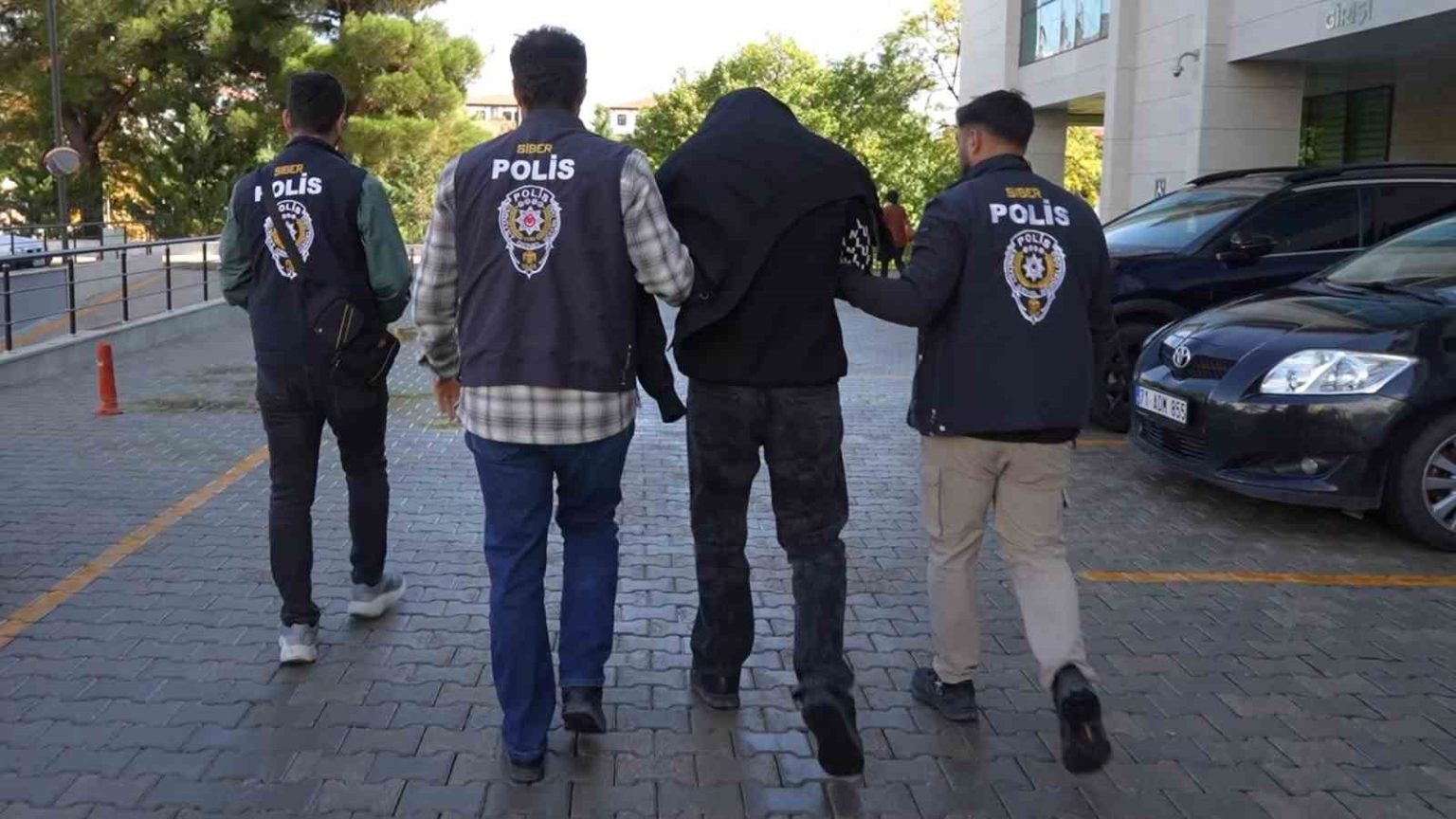 kirikkalede-yasa-disi-bahis-ussu-cokertildi-yonetici-tutuklandi