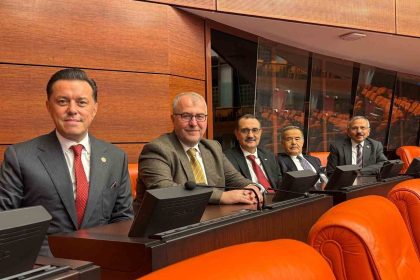 milletvekili-hatipoglu-tbmmde-calismalarini-surduruyor