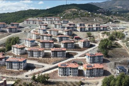 osmaniyede-570-deprem-konutunda-sona-gelindi