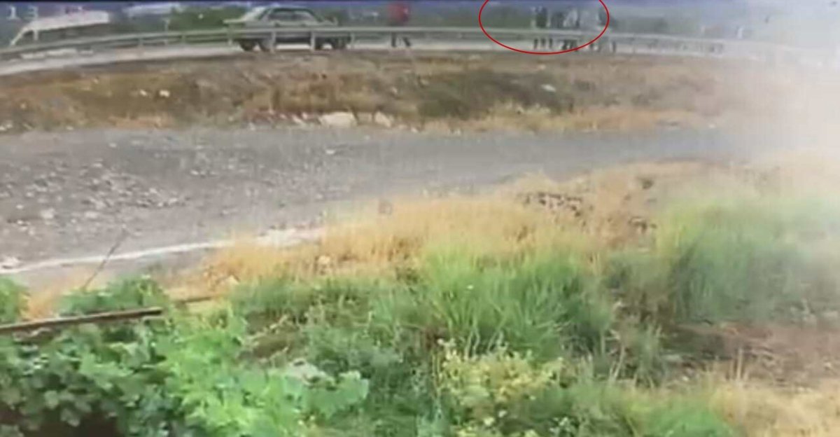 osmaniyede-motosiklet-minibuse-carpti-1-olu