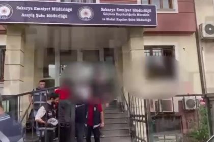 polis-nefes-aldirmadi-bir-ayda-319-aranan-sahis-yakalandi