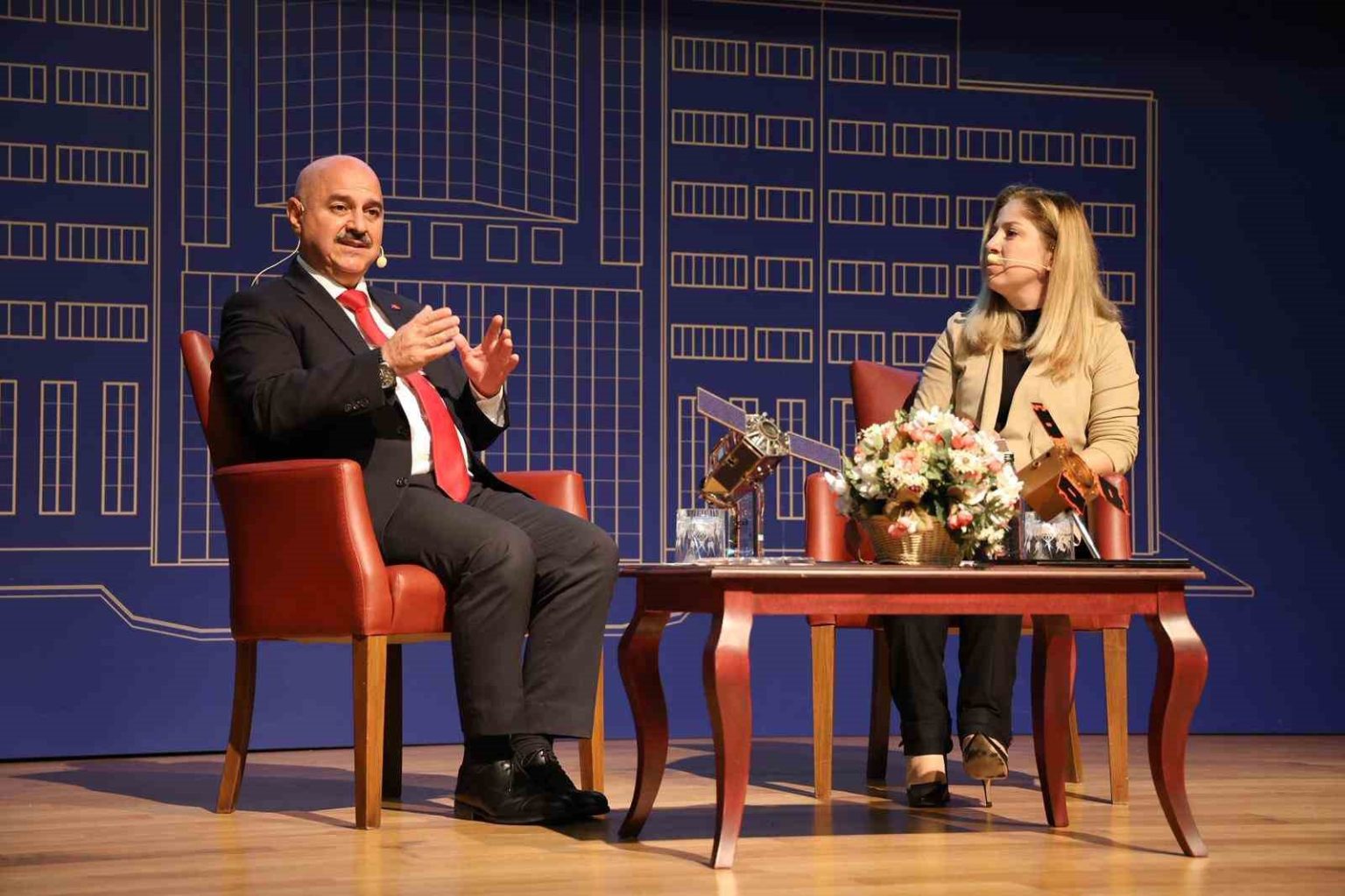 rektor-sozbirden-ogrencilere-yol-gosterici-tavsiyeler