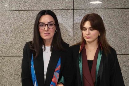 sanatci-sevcan-orhanin-menajer-davasinda-sevval-sam-tanik-olarak-dinlendi