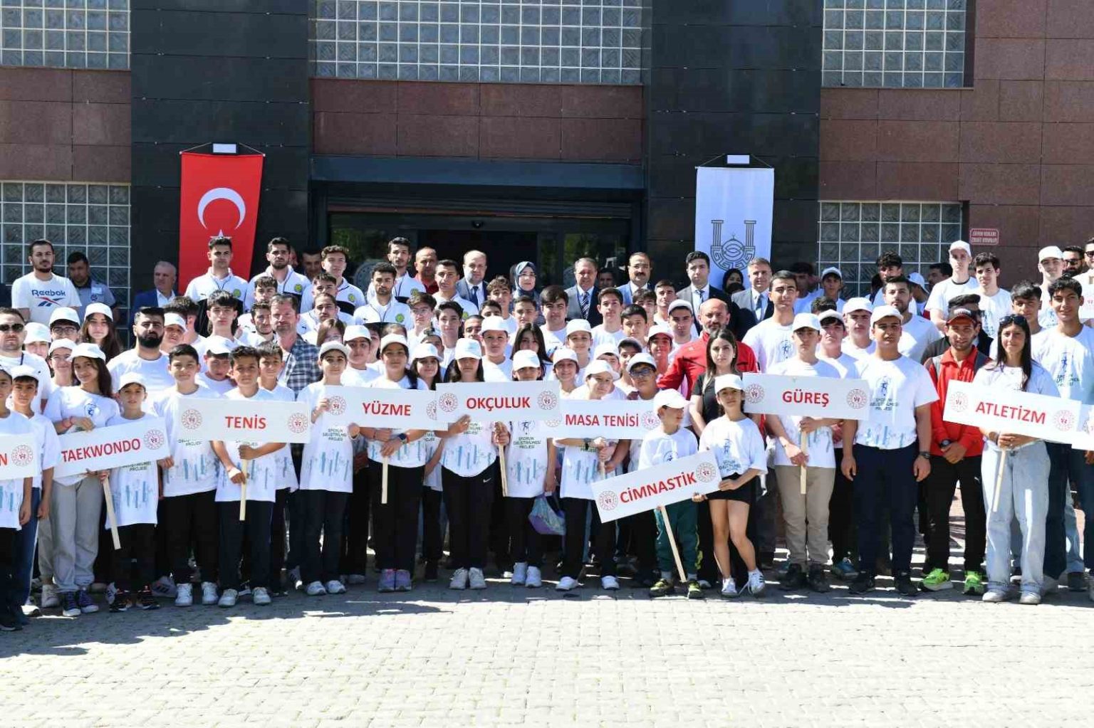 sanliurfada-sporun-gelistirilmesi-projesi-hayata-gecirildi