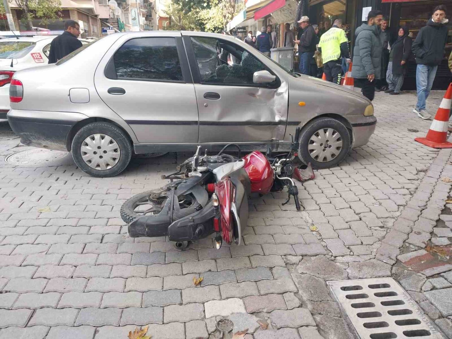tavsanlida-trafik-kazasi-2-yarali