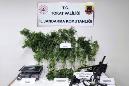 tokatta-jandarmadan-es-zamanli-uyusturucu-operasyonu-2-tutuklama