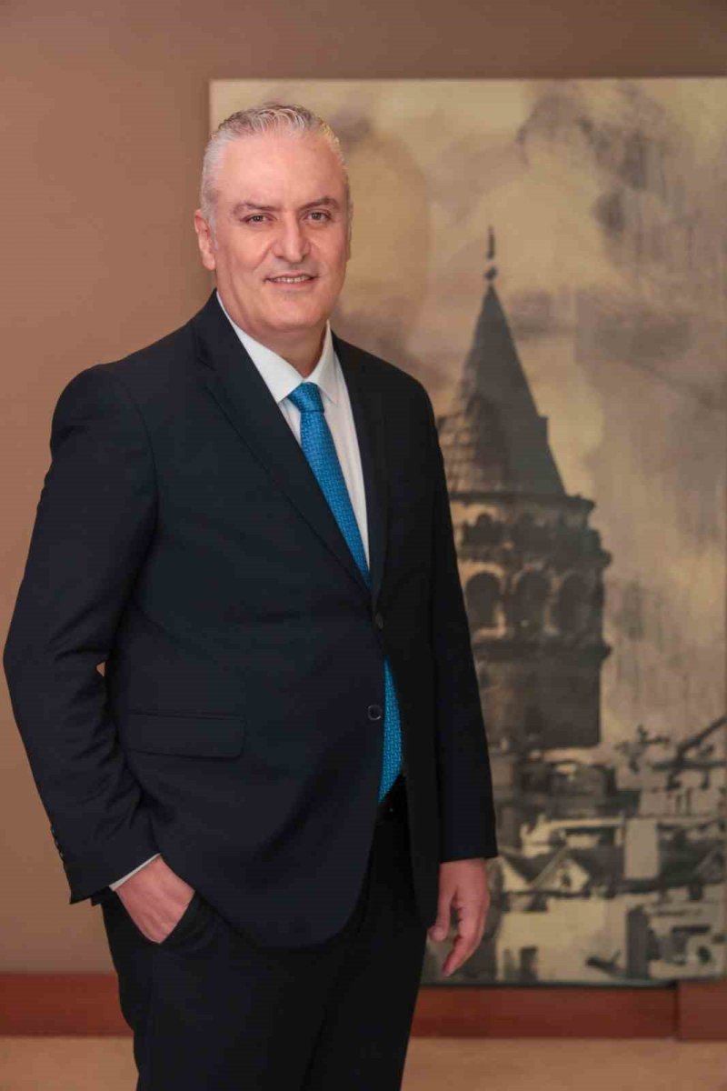 tursab-baskan-adayi-m-nezih-hacialioglu-sektor-degisim-istiyor