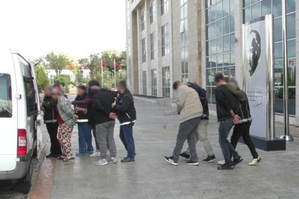 usakta-uyusturucu-operasyonunda-7-kisi-tutuklandi