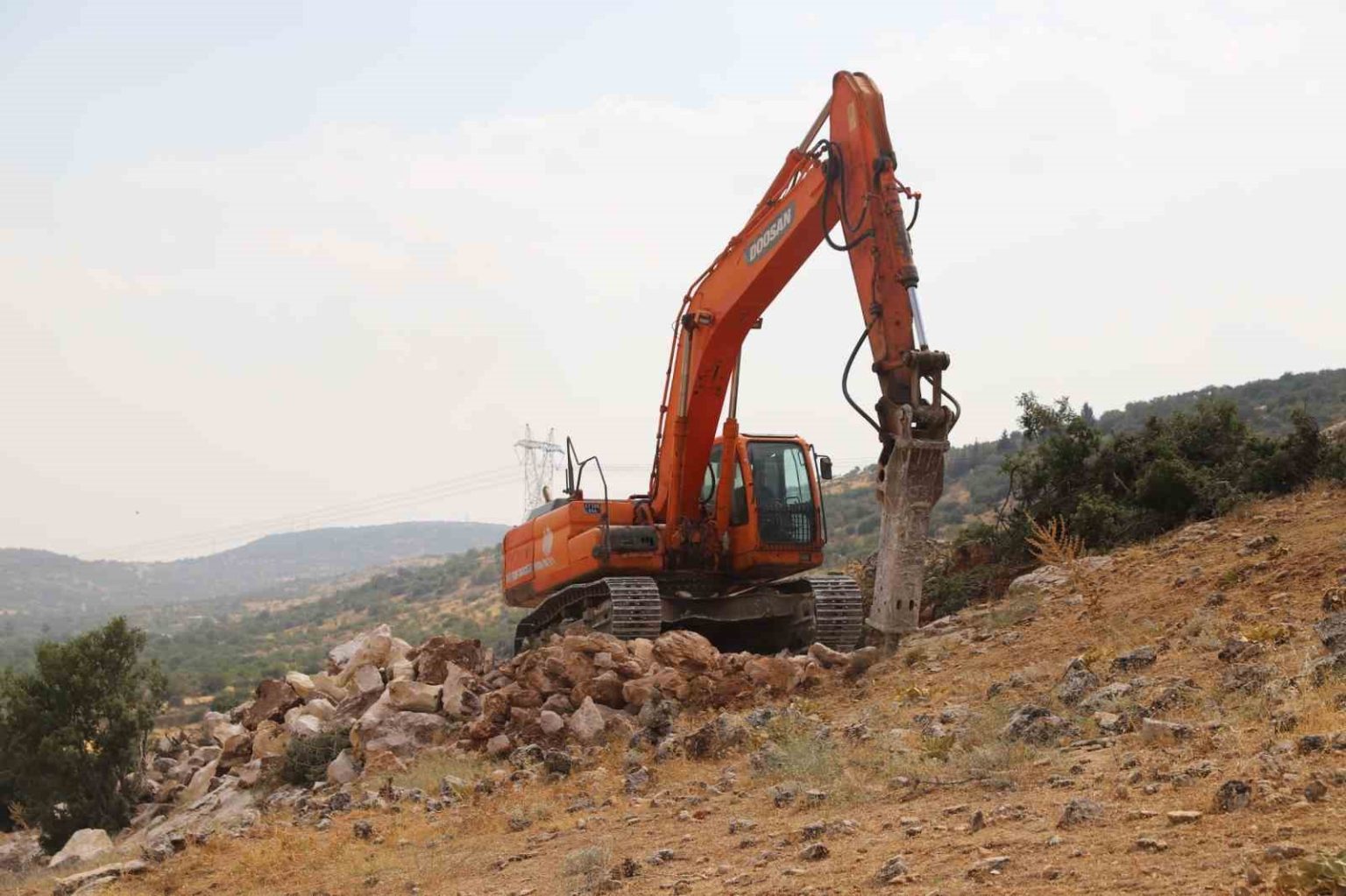 yilmazdan-kirsal-mahallelere-yatirim-atagi