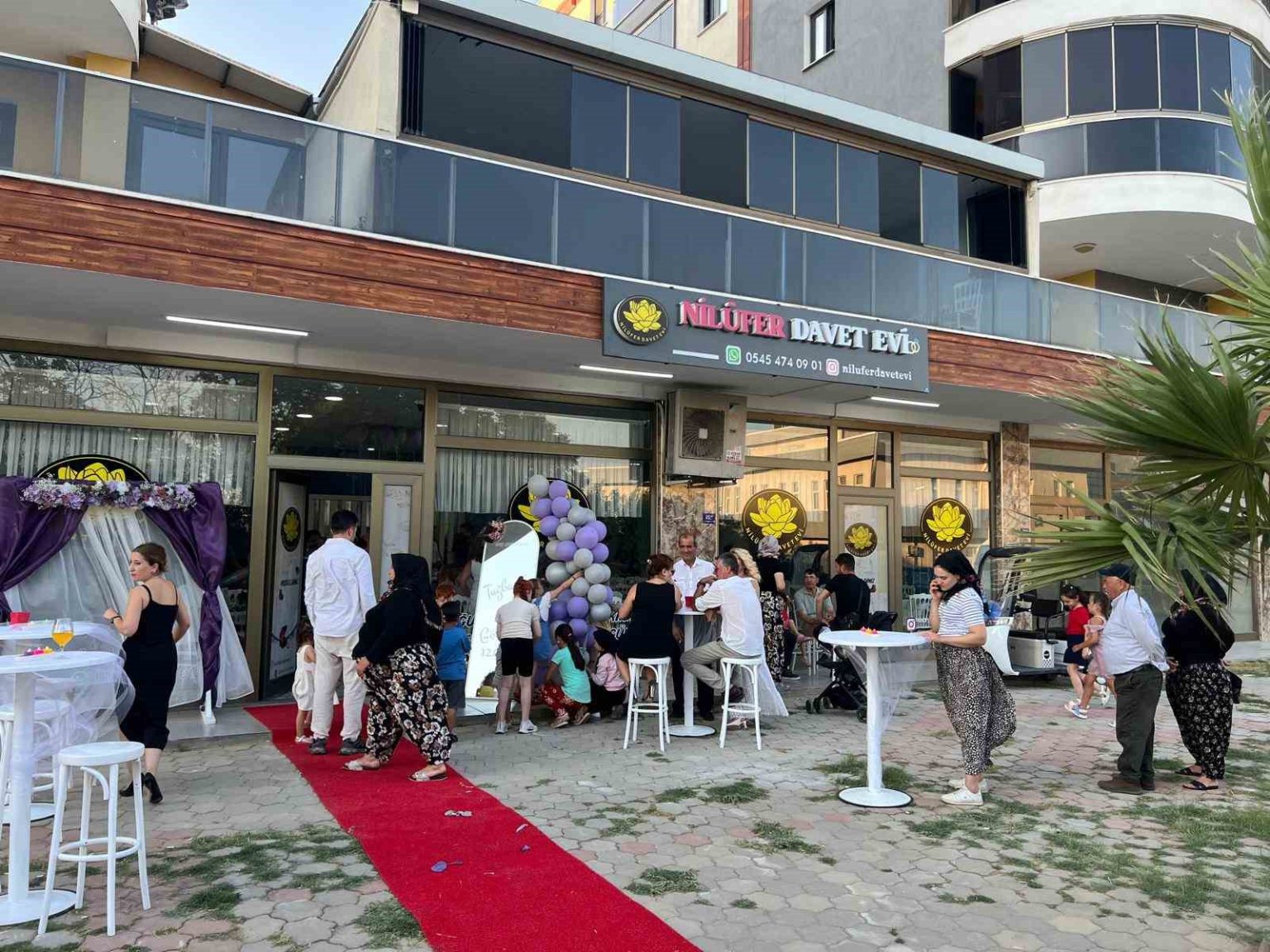 anne-kiz-el-ele-verdi-koskteki-tum-kadinlarin-sorunlarina-cozum-uretti