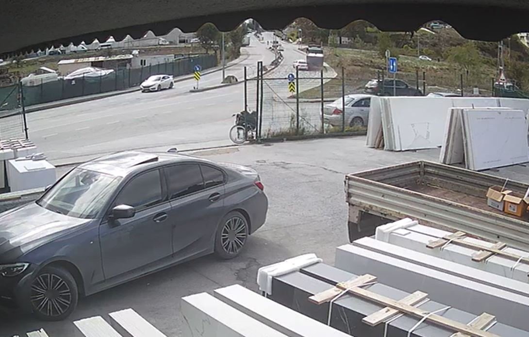 arnavutkoyde-1-kisinin-oldugu-kazanin-goruntuleri-ortaya-cikti