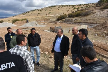 baskan-hamamci-oklubalinda-yapilan-calismalari-yerinde-inceledi