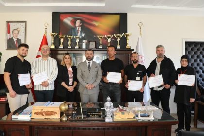 bayburtta-178-koye-saglik-hizmeti-goturen-saha-ekibine-tesekkur-belgesi-verildi