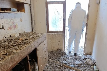 bursada-cop-eve-donen-bina-mahkeme-karariyla-bosaltildi