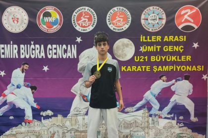 cayirovali-karateciler-bursadan-3-madalyayla-dondu