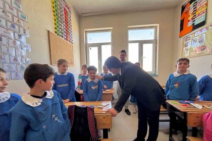 diyadinde-okul-ziyaretleri-suruyor