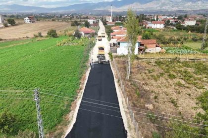 erbaada-25-kilometrelik-eski-tokat-erbaa-yolu-asfaltla-bulusuyor