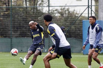 fenerbahce-fatih-karagumruk-macinin-hazirliklarini-surdurdu