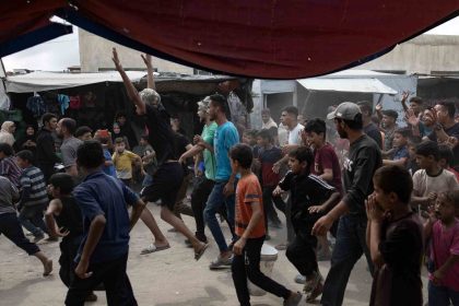 gazzede-alinan-ateskes-karari-cocuklari-sevindirdi