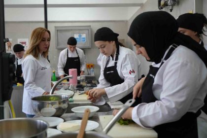 gelecegin-sefleri-bu-lisede-yetisiyor